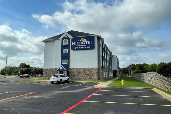 Photo 1 - Microtel Inn & Suites by Wyndham Bossier City