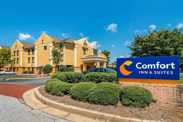 Photo 1 - Comfort Inn & Suites Atlanta/Smyrna