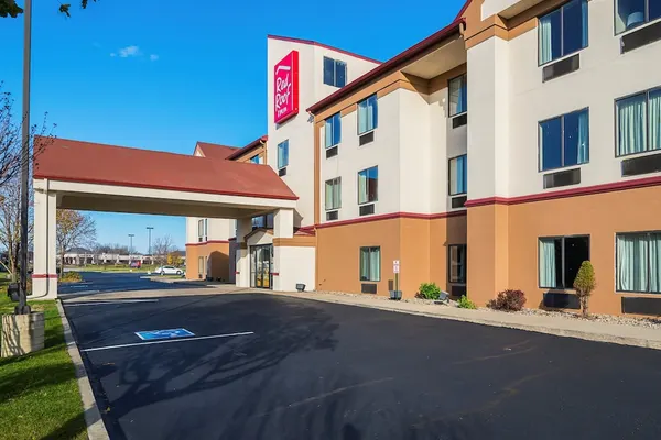 Photo 1 - Red Roof Inn South Bend - Mishawaka