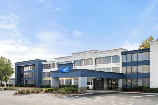 Photo 1 - City Express by Marriott Charlotte South End