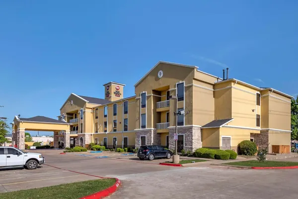 Photo 1 - BEST WESTERN PLUS McKinney Inn & Suites