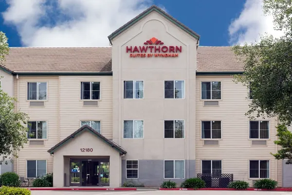 Photo 1 - Hawthorn Suites by Wyndham Rancho Cordova/Folsom