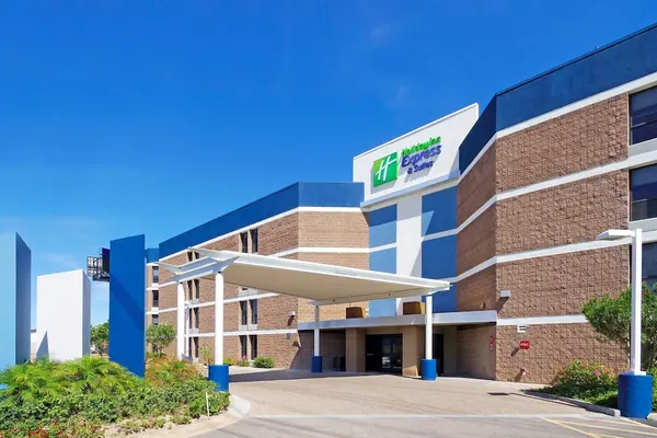 Photo 1 - Holiday Inn Express & Suites Phoenix - Tempe by IHG