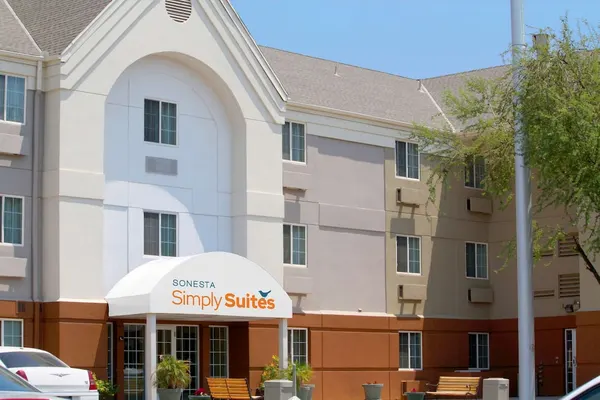 Photo 1 - Sonesta Simply Suites Phoenix Glendale