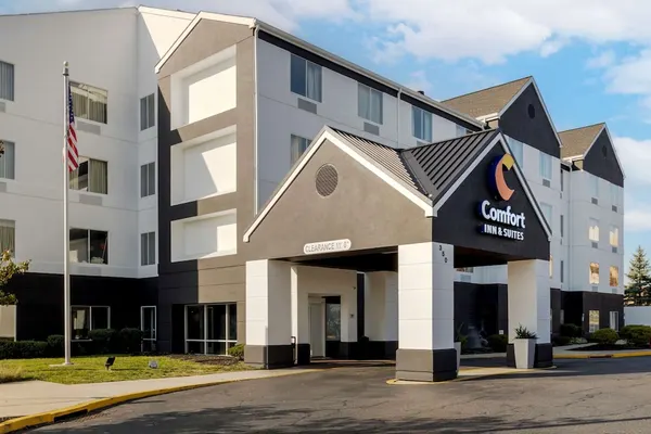 Photo 1 - Comfort Inn & Suites Mt. Laurel-Philadelphia