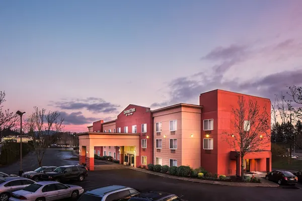 Photo 1 - DoubleTree by Hilton Portland - Beaverton