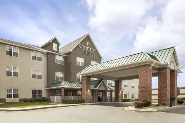 Photo 1 - Country Inn & Suites by Radisson, Louisville South, KY