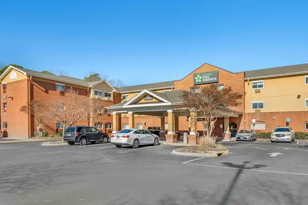 Photo 1 - Extended Stay America Select Suites - Chesapeake - Churchland Blvd.