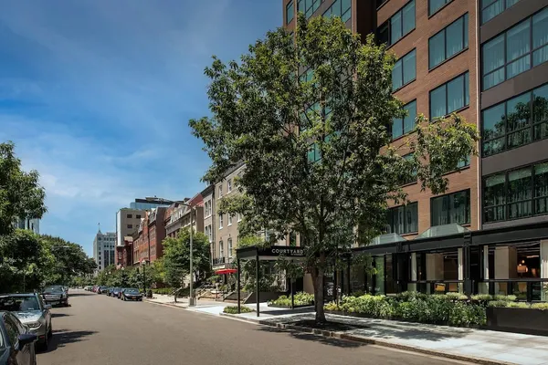 Photo 1 - Courtyard by Marriott Washington, DC Dupont Circle