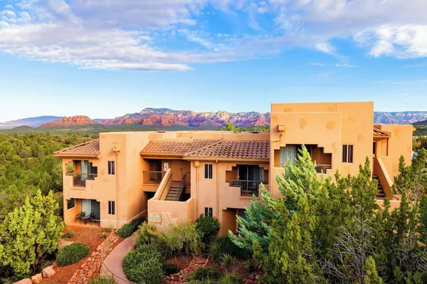 Photo 1 - Hilton Vacation Club Sedona Summit