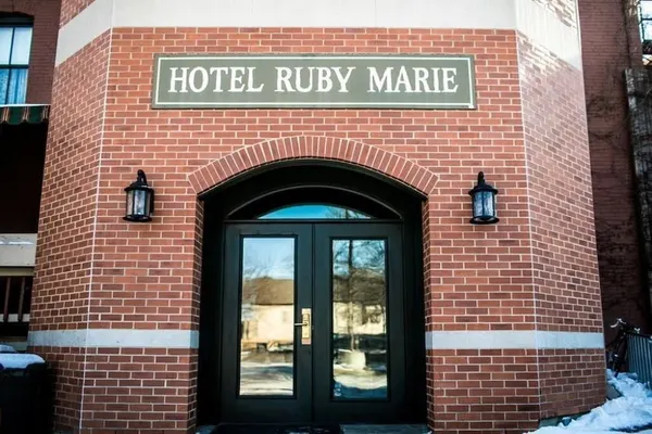 Photo 1 - Hotel Ruby Marie