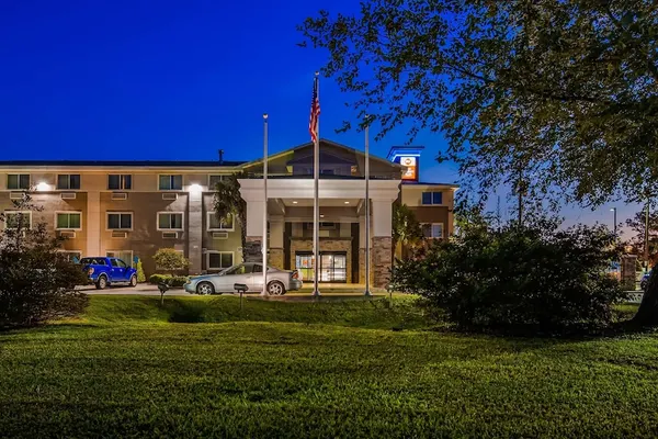 Photo 1 - Best Western Slidell Hotel