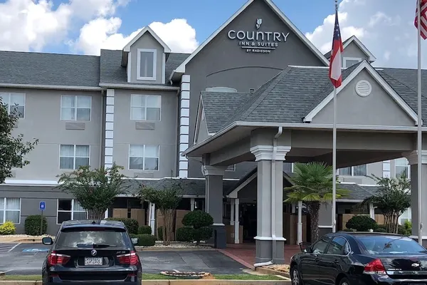 Photo 1 - Country Inn & Suites by Radisson, McDonough, GA