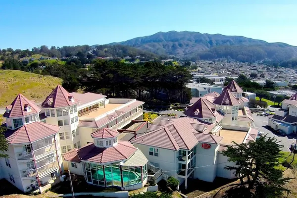 Photo 1 - Pacifica Beach Hotel