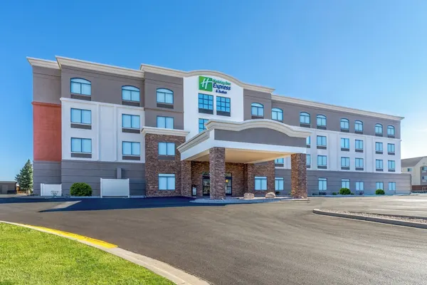 Photo 1 - Holiday Inn Express Hotel & Suites - Cheyenne, an IHG Hotel