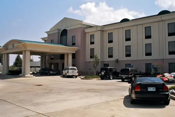 Photo 1 - Holiday Inn Express Hotel & Suites Cleveland by IHG