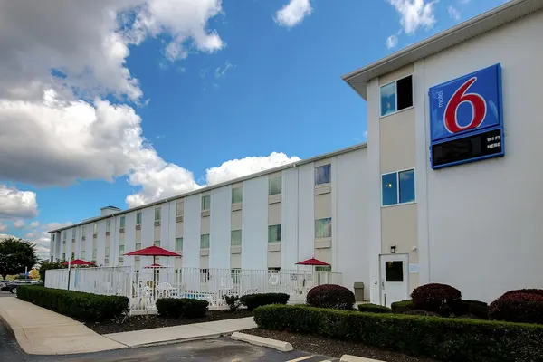 Photo 1 - Motel 6 King Of Prussia, PA - Philadelphia