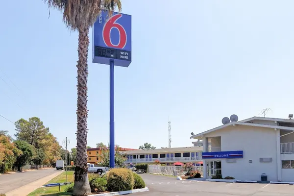 Photo 1 - Motel 6 Chico, CA