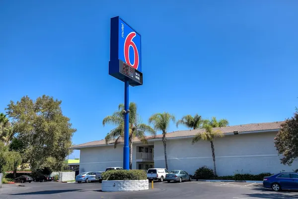 Photo 1 - Motel 6 Rowland Heights, CA - Los Angeles - Pomona