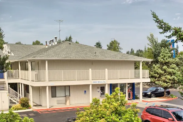 Photo 1 - Motel 6 Seattle, WA - South