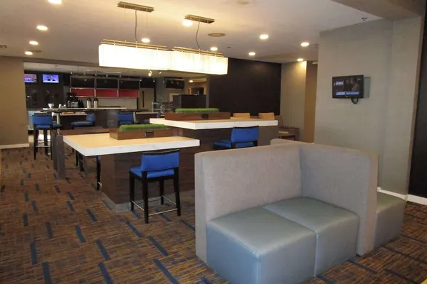 Photo 1 - Country Inn & Suites by Radisson, Columbus-Edinburgh