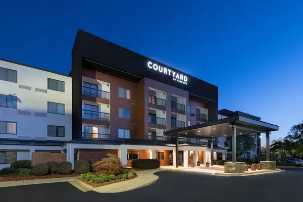 Photo 1 - Courtyard by Marriott Burlington