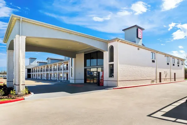 Photo 1 - Red Roof Inn Stafford, TX