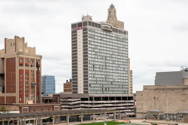 Photo 1 - Crowne Plaza Kansas City Downtown, an IHG Hotel