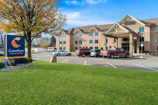 Photo 1 - Comfort Inn and Suites Taylor
