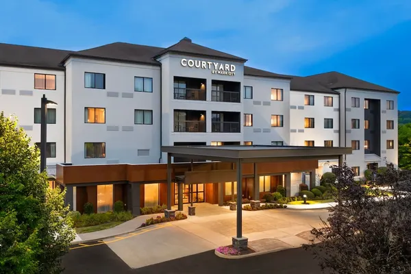 Photo 1 - Courtyard By Marriott Danbury