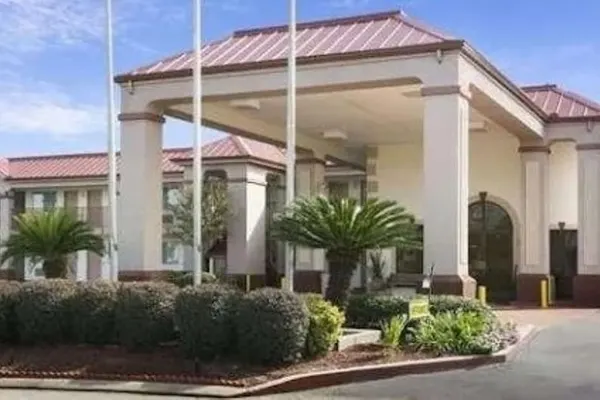 Photo 1 - Staywell Suites