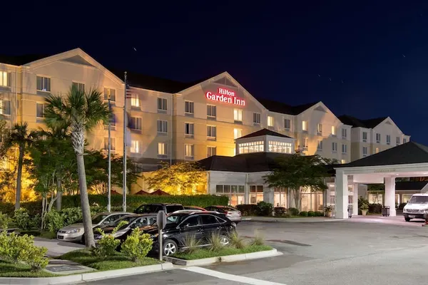 Photo 1 - Hilton Garden Inn Charleston Airport