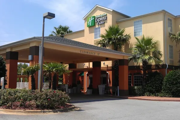 Photo 1 - Holiday Inn Express Destin E - Commons Mall area by IHG