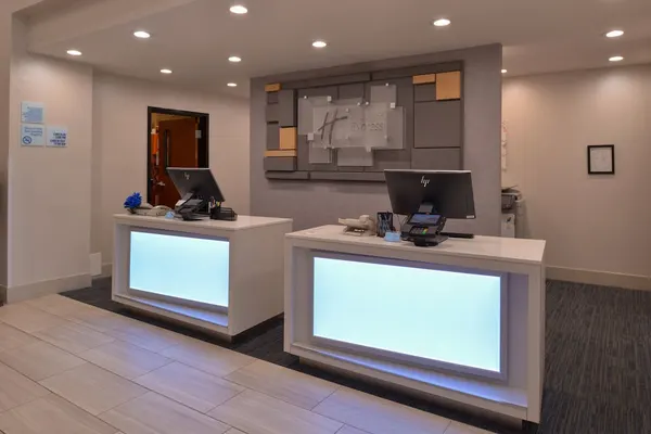 Photo 1 - Holiday Inn Express & Suites Austin NW - Lakeline by IHG