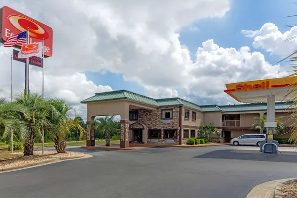 Photo 1 - Econo Lodge Byron - Warner Robins