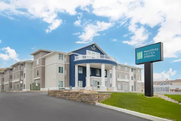 Photo 1 - MainStay Suites Madison Airport