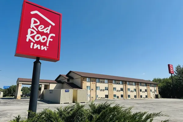Photo 1 - Red Roof Inn Ames