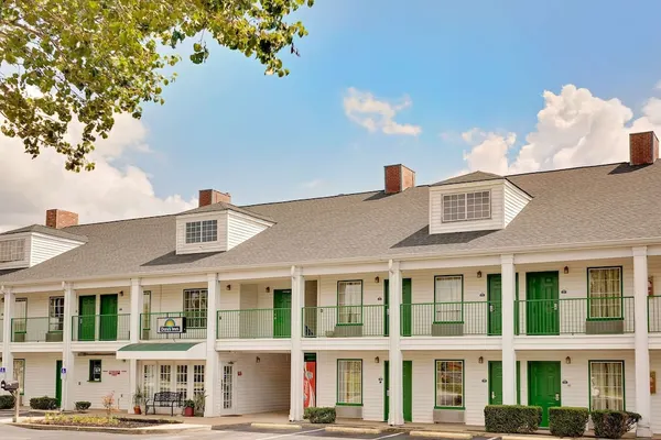Photo 1 - Days Inn by Wyndham Spartanburg