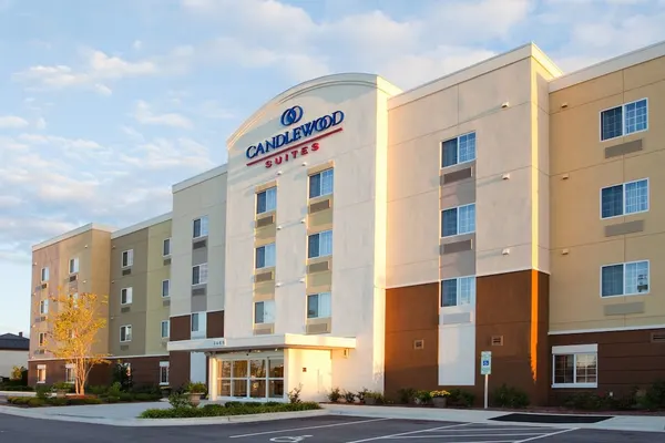 Photo 1 - Candlewood Suites New Bern, an IHG Hotel