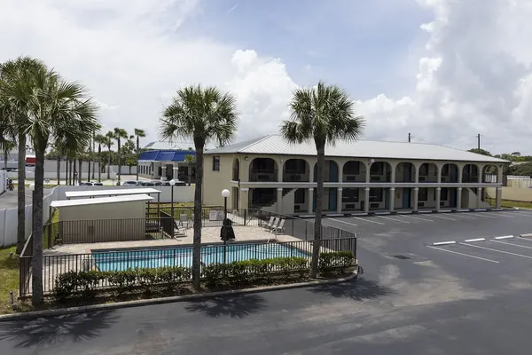 Photo 1 - Ocean Breeze Inn