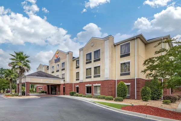 Photo 1 - Comfort Inn & Suites Statesboro - University Area