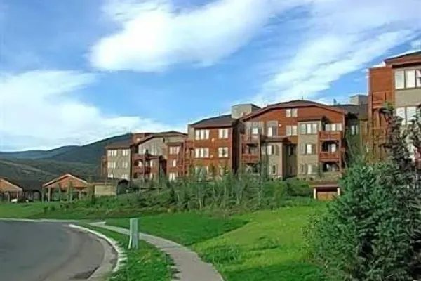 Photo 1 - Crestview Condominiums by All Seasons Resort Lodging