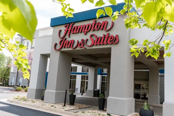 Photo 1 - Hampton Inn & Suites Leesburg