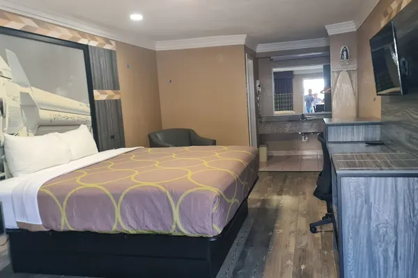 Photo 1 - Express Inn & Suites