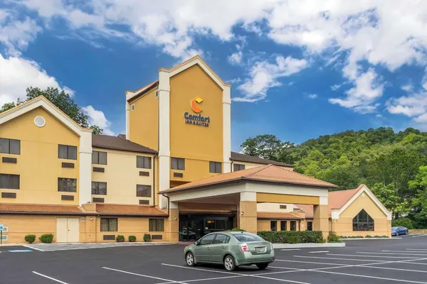 Photo 1 - Comfort Inn & Suites LaVale - Cumberland