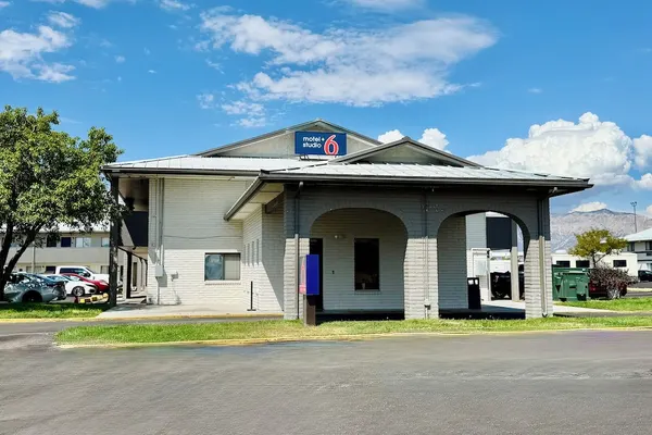 Photo 1 - Motel 6 Ogden, UT - 21st Street