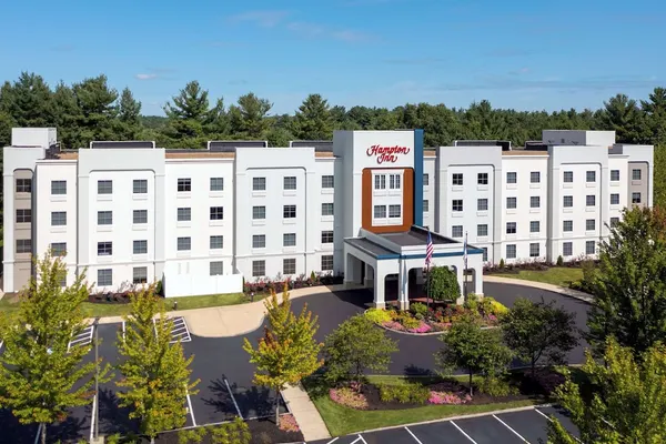 Photo 1 - Hampton Inn Boston Bedford Burlington