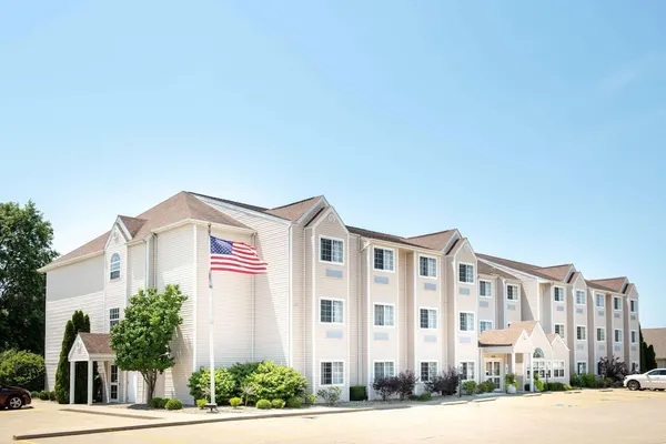 Photo 1 - Microtel Inn & Suites by Wyndham Springfield