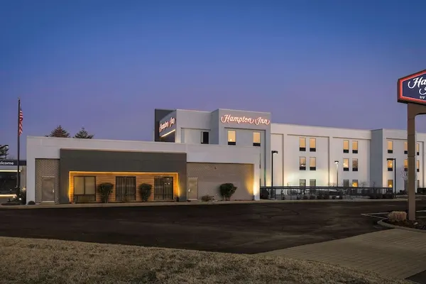 Photo 1 - Hampton Inn by Hilton Springfield
