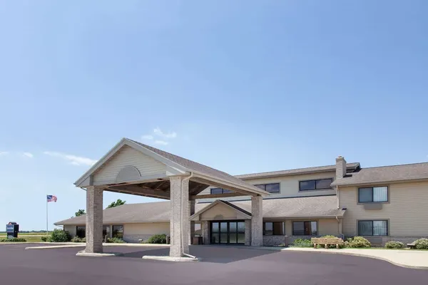 Photo 1 - AmericInn by Wyndham Webster City